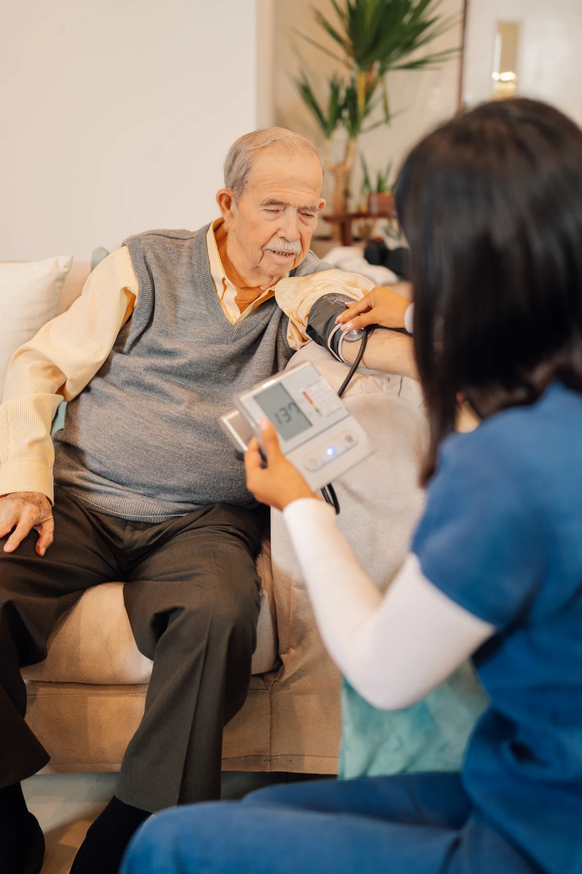 Ayudas Cardiológicas imagen que representa y simboliza holter cardíaco 24 horas y refuerza el concepto del contenido Ayudas Cardiológicas
